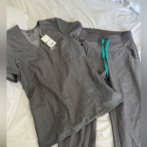 Figs One pocket grey scrub top and jogger style scrub bottom
